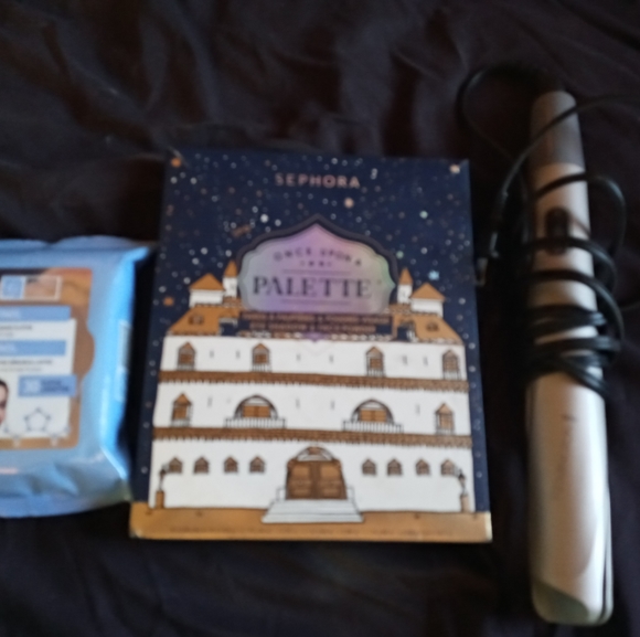 Makeup and extra bundle - Picture 3 of 6